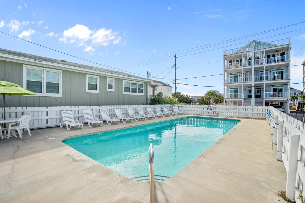The Beach House Carolina Beach Exterior photo